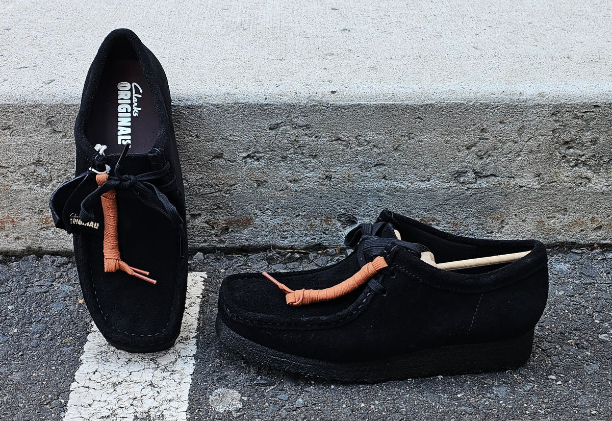 Clarks Wallabee Low Boot, Black Suede – Jeanius Closet