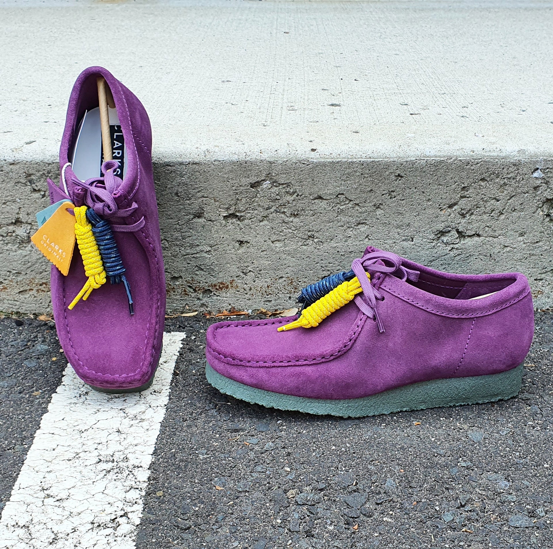 Clarks Wallabee Low Boot, Purple Suede – Jeanius Closet